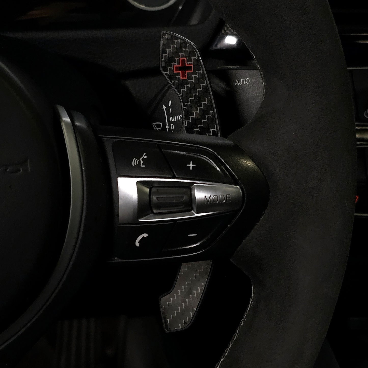 Noriva Carbon Schaltwippen | Passend für BMW F8x